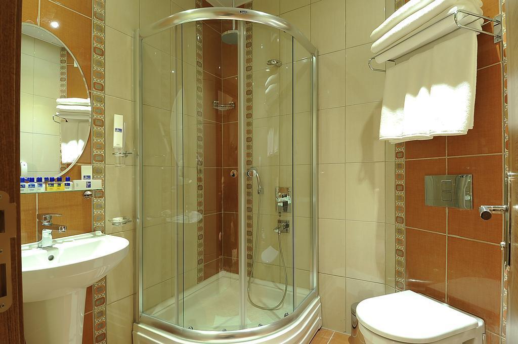 The City Port Hotel Istanbul Ngoại thất bức ảnh